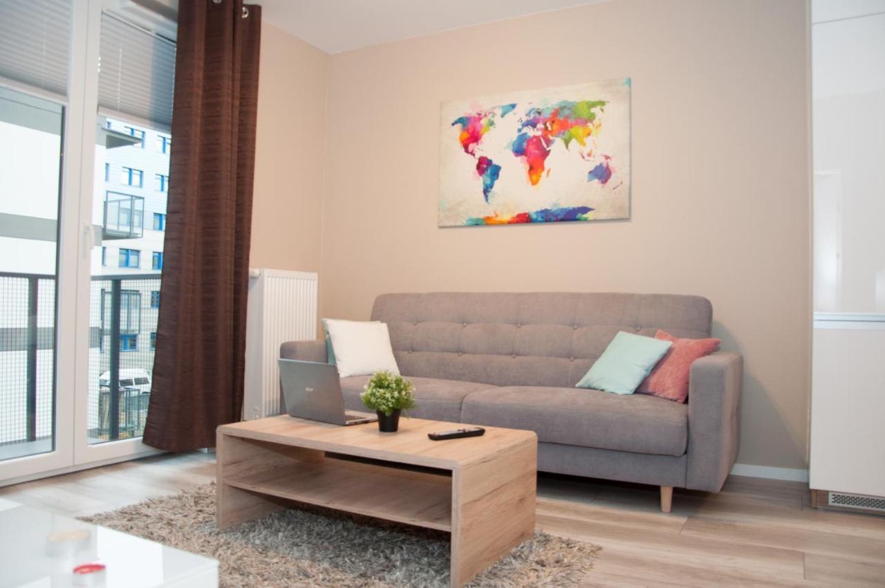 Apartament Cybernetyki Mokotow وارسو المظهر الخارجي الصورة