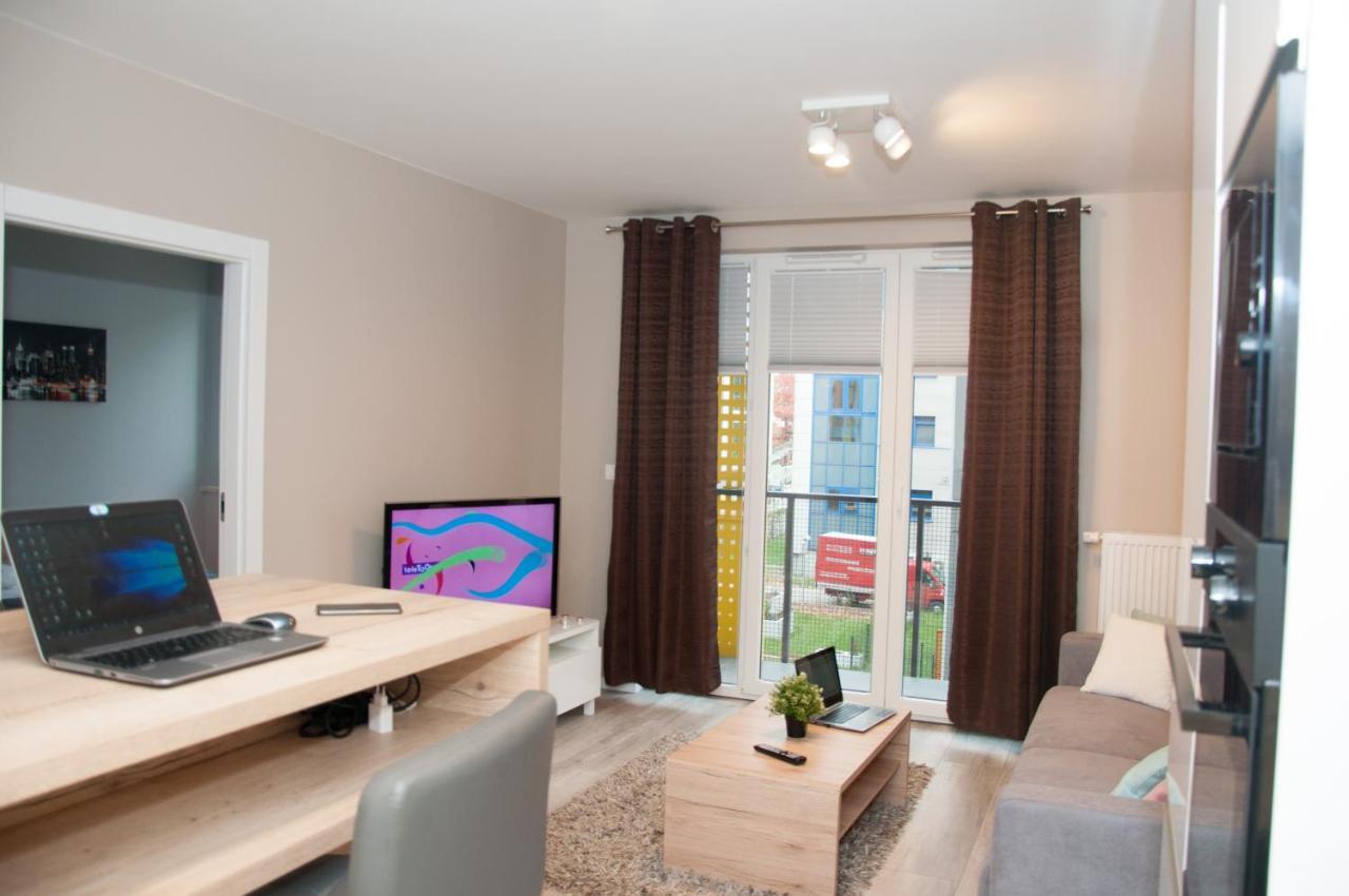 Apartament Cybernetyki Mokotow وارسو المظهر الخارجي الصورة